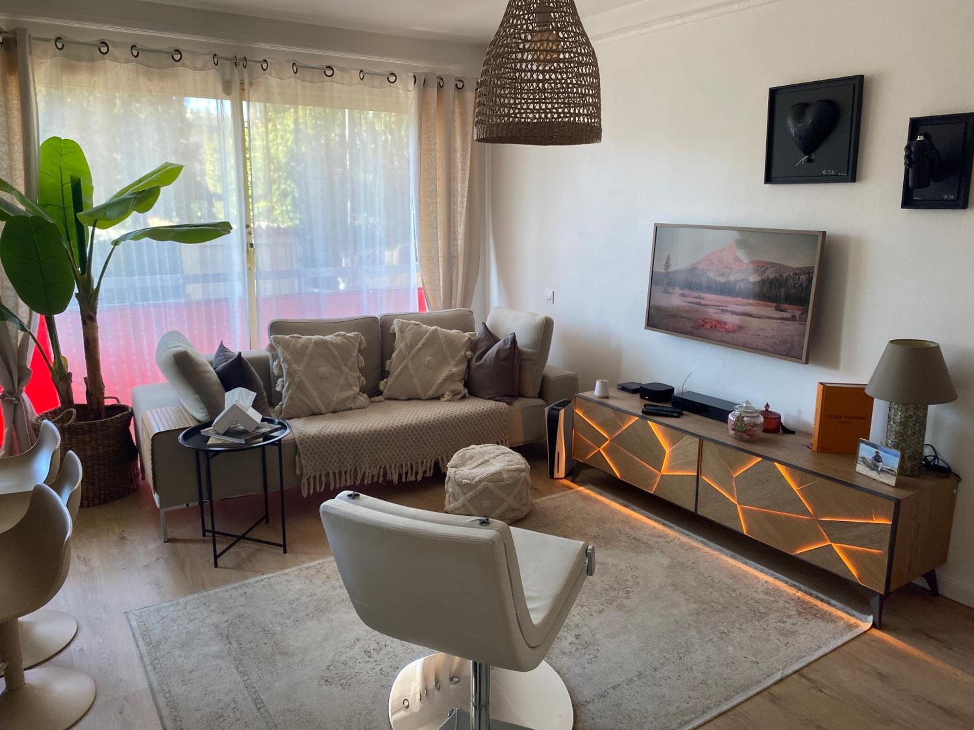 Da Laura Deux Pieces Proche De Cannes Le Cannet Bagian luar foto